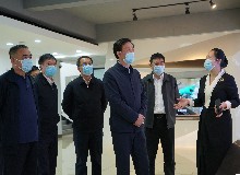 長春市委副書記、代市長張志軍到東鰲鹿業(yè)集團調(diào)研