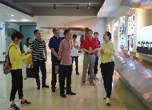 省政府發(fā)展研究中心調(diào)研組在東鰲鹿業(yè)開(kāi)展調(diào)研工作